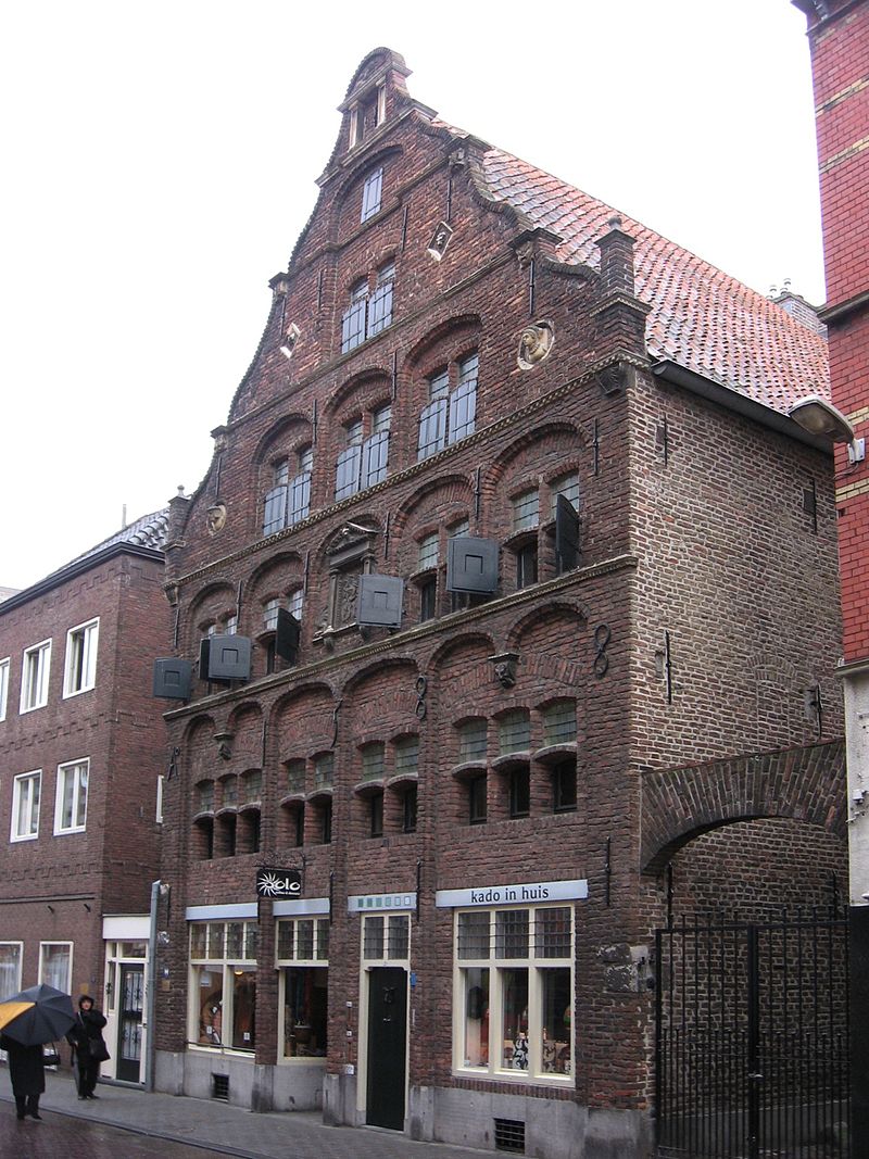 800px-Huize_Schreurs_Venlo.jpg