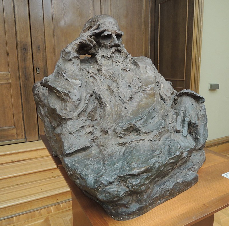 800px-Leo_Tolstoy_by_A.Golubkina_(1927,_GTG)_by_shakko_02.jpg