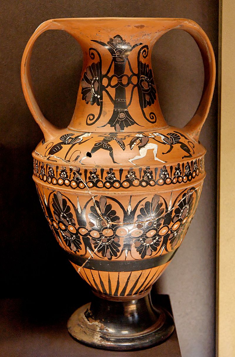 800px-Nikosthenic_amphora_Louvre_F111.jpg