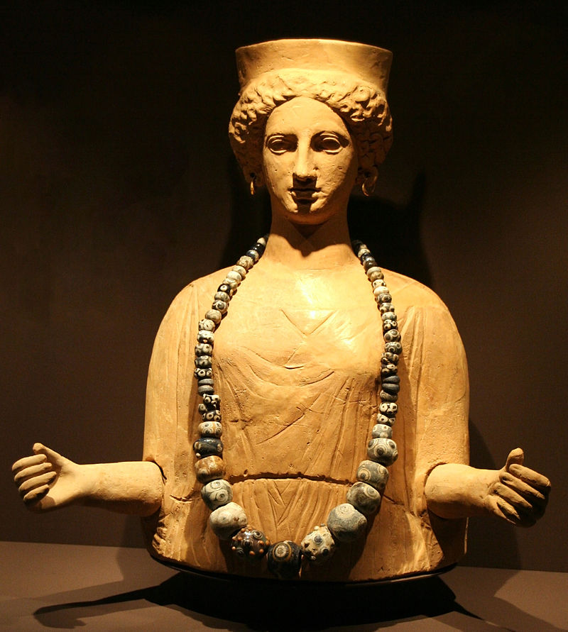 800px-Representació_guarnida_de_la_deessa_Tànit.JPG