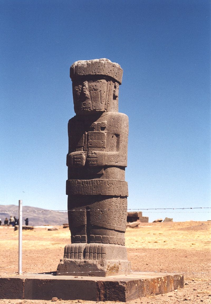 800px-Tiwanaku1.jpg