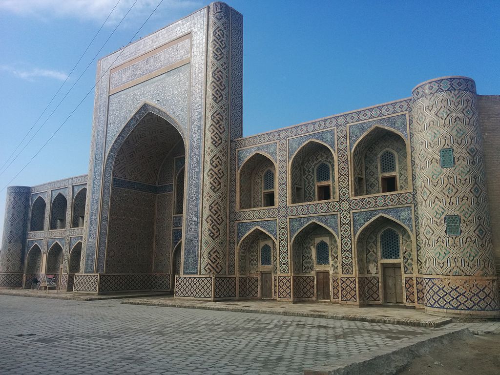 Abdullaxon_madrasasi_2.jpg