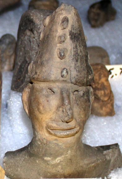 AR_ceramic_human_head_gil.jpg