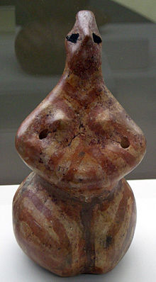 Archeologico_firenze,_statuetta_idolo_in_terracotta,_5250-5000_a.c.,_.JPG