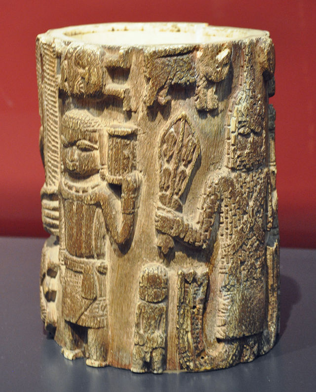 Benin_Fragment_Elefantenstosszahn_Museum_Rietberg_RAF_621.jpg