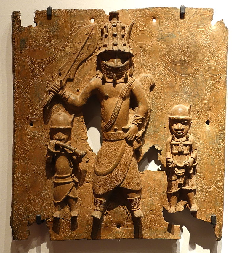 Benin_plaque_in_the_Ethnological_Museum,_Berlin_-_029.JPG