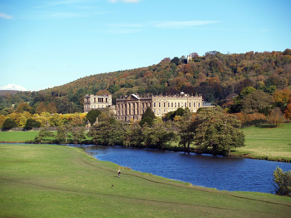 Chatsworth_showing_hunting_tower.jpg