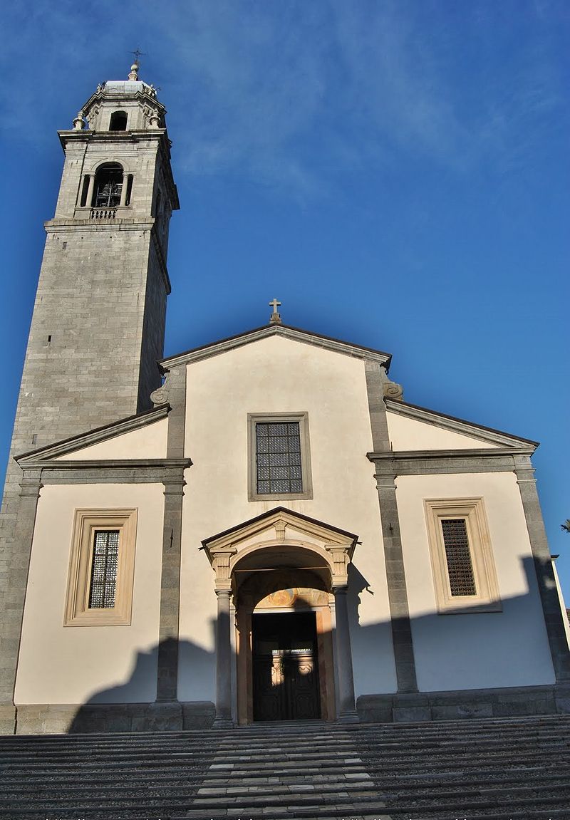 CHIESA_COLLEGIATA_DI_SAN_LEONARDO_SUNA_VERBANIA_-_PALLANZA-DSC_0455.jpg