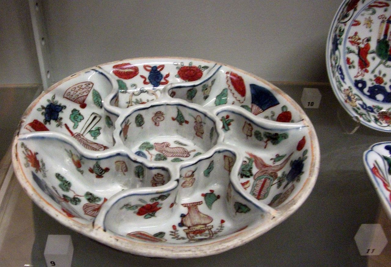 Chinese_ceramics_in_V&A_05.jpg