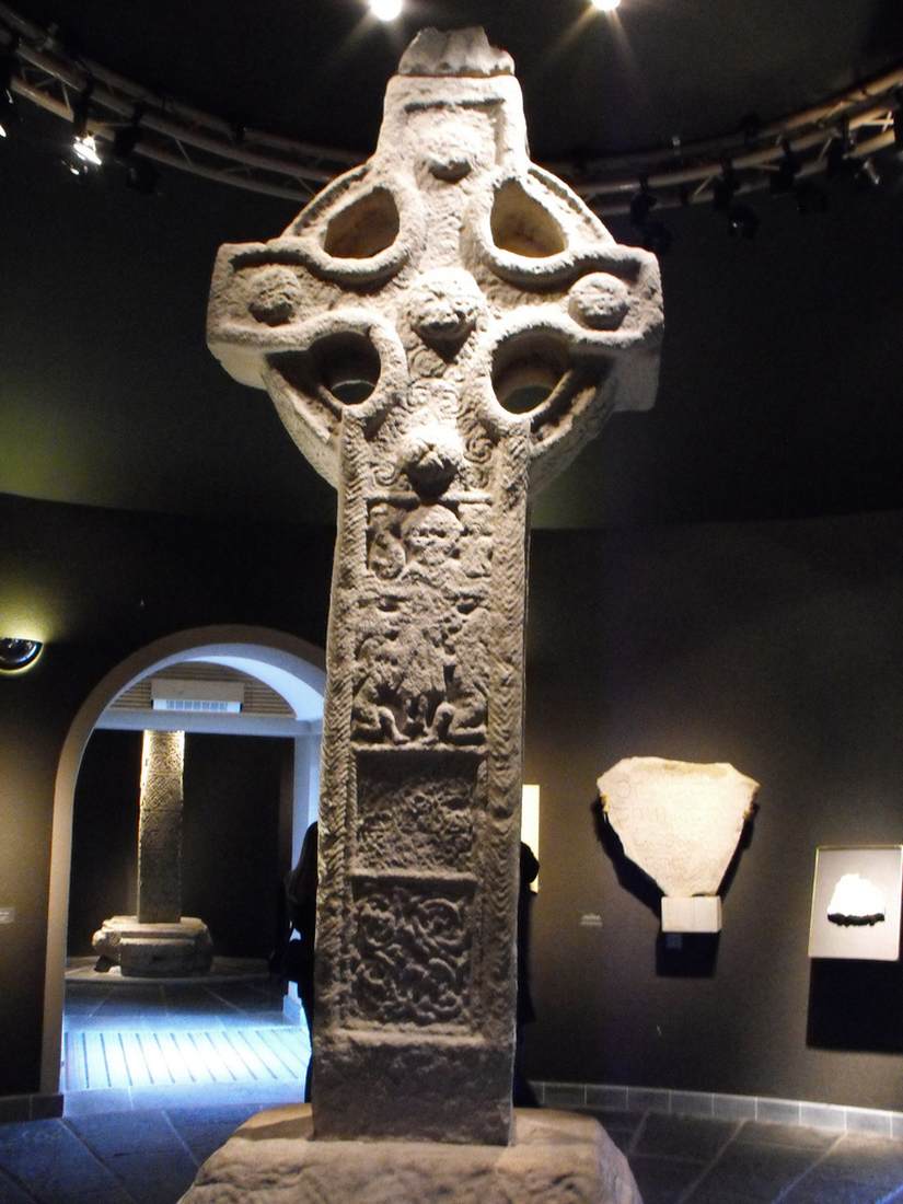 clonmac3.jpg