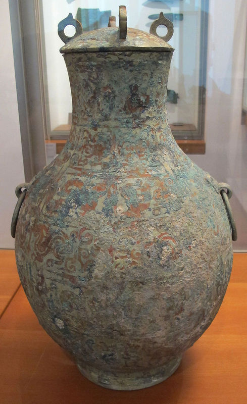 Epoca_delle_primavere_e_autunni,_vaso_hu_con_coperchio,_vi-v_sec._ac..JPG
