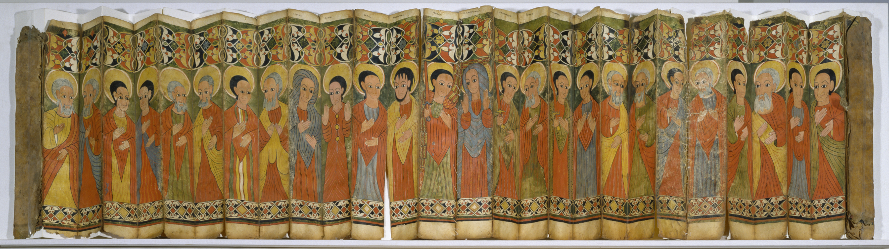 Ethiopian_-_Folding_Processional_Icon_in_the_Shape_of_a_Fan_.jpg