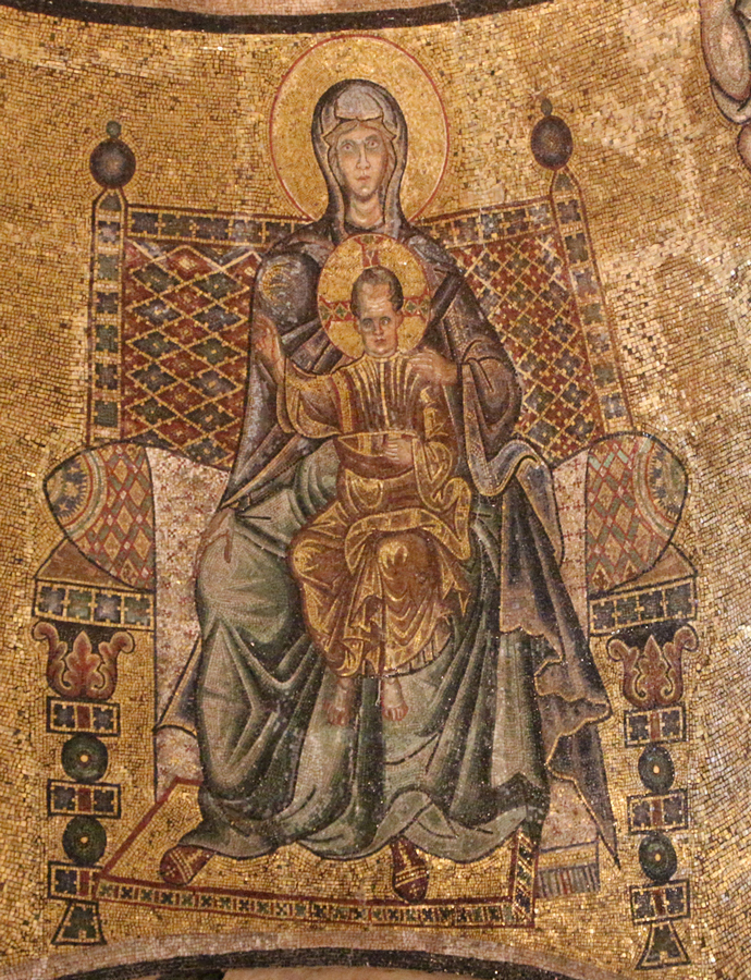 Fra'_Jacopo,_mosaici_dell'abside_del_battistero_di_firenze,_dal_1225,_madonna_col_bambino.JPG