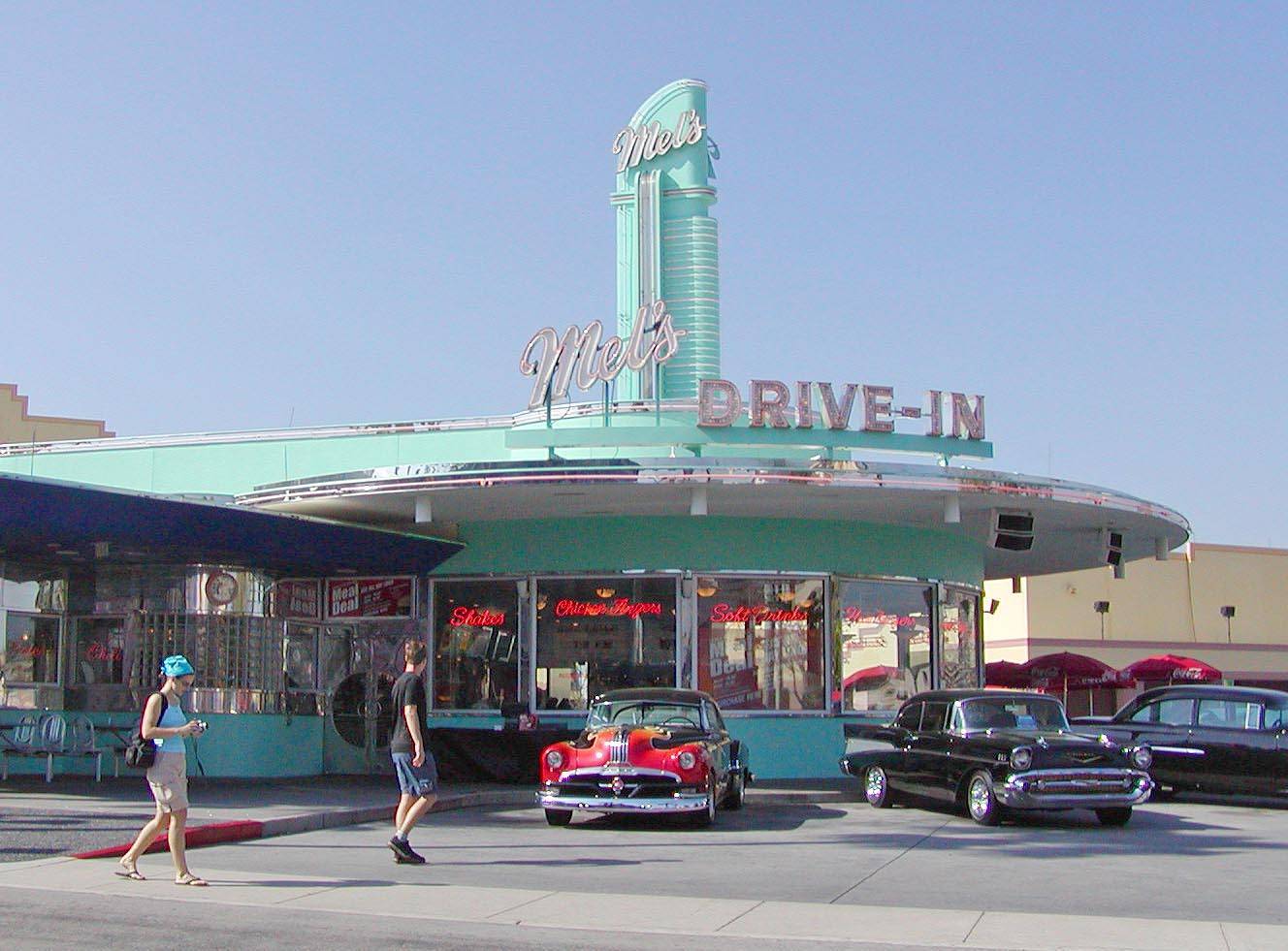 googie-1.jpg