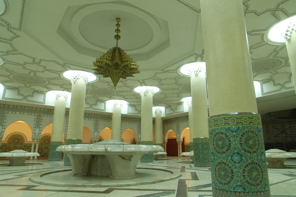Hassan II Mosque in Casablanca - Morocco (fountain).jpg