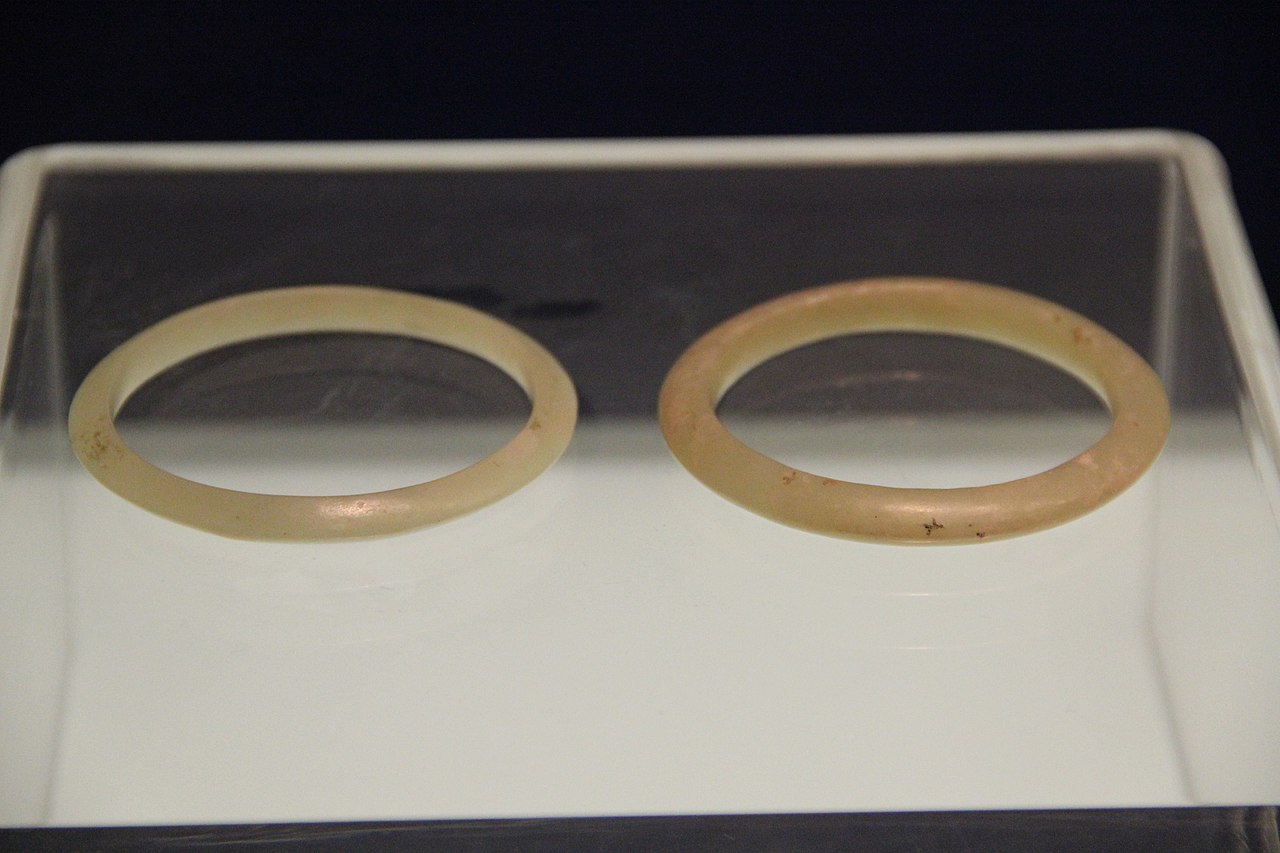 Hongshan_Culture_Jade_11.jpg