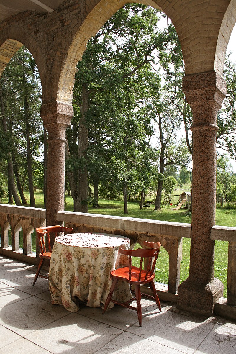 Laitse_manor_-_panoramio.jpg