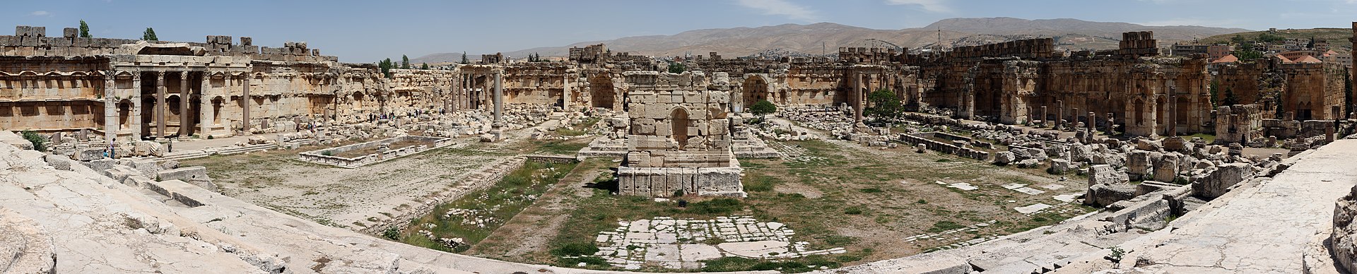 Pano_Baalbek_1.jpg
