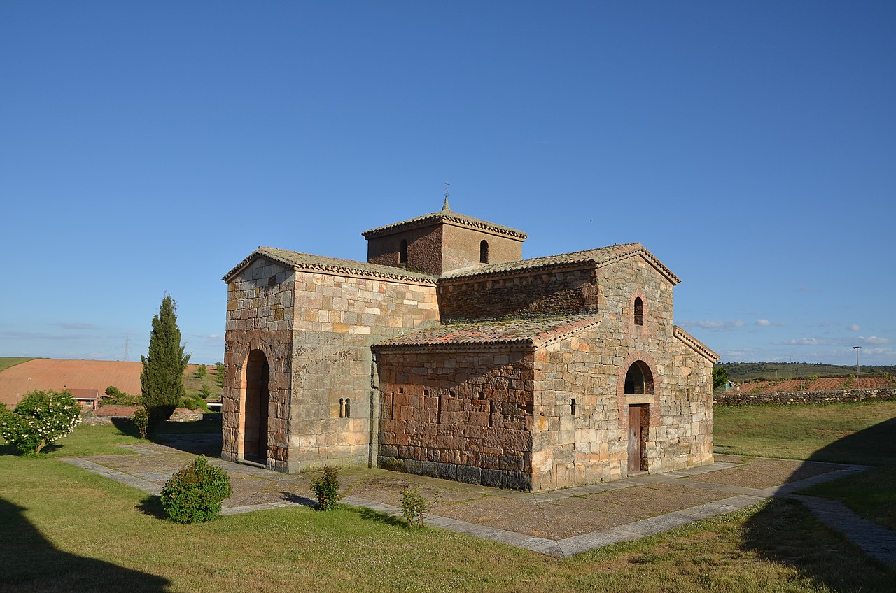 San_Pedro_de_la_Nave_-_perfect_evening_-_panoramio.jpg