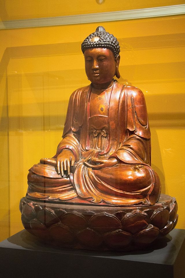 Shakyamuni_Buddha,_Northen_Vietnam,1800,_temp_Prague_Kinsky,_NG_Vp_2411,_142196.jpg