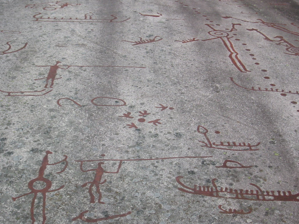 Tanun_carvings_birds.jpg