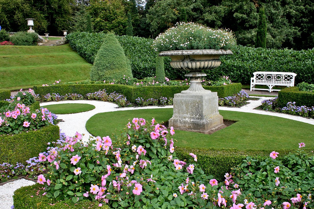 Tatton_Park_gardens_2009-16.jpg