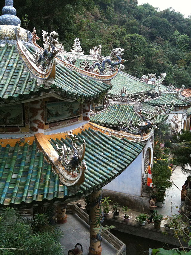 View_of_Linh_Ung_Pagoda_Marble_Mtns.jpg