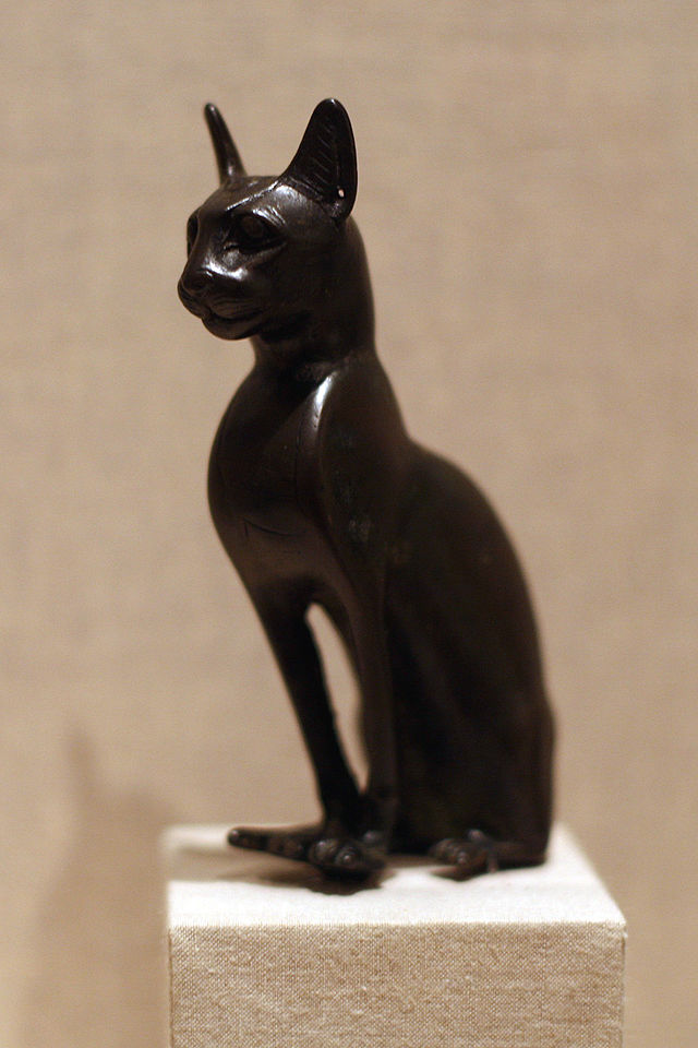 WLA_brooklynmuseum_Cat_ca_664-342_BCE_Bronze.jpg