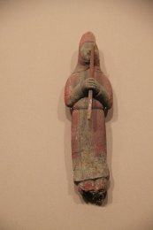 Painted_Wood_Figure_from_Satellite_Tomb_(9908005334).jpg