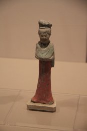 Tang_Painted_Pottery_Figure_from_Satellite_Tomb_(9908088586).jpg